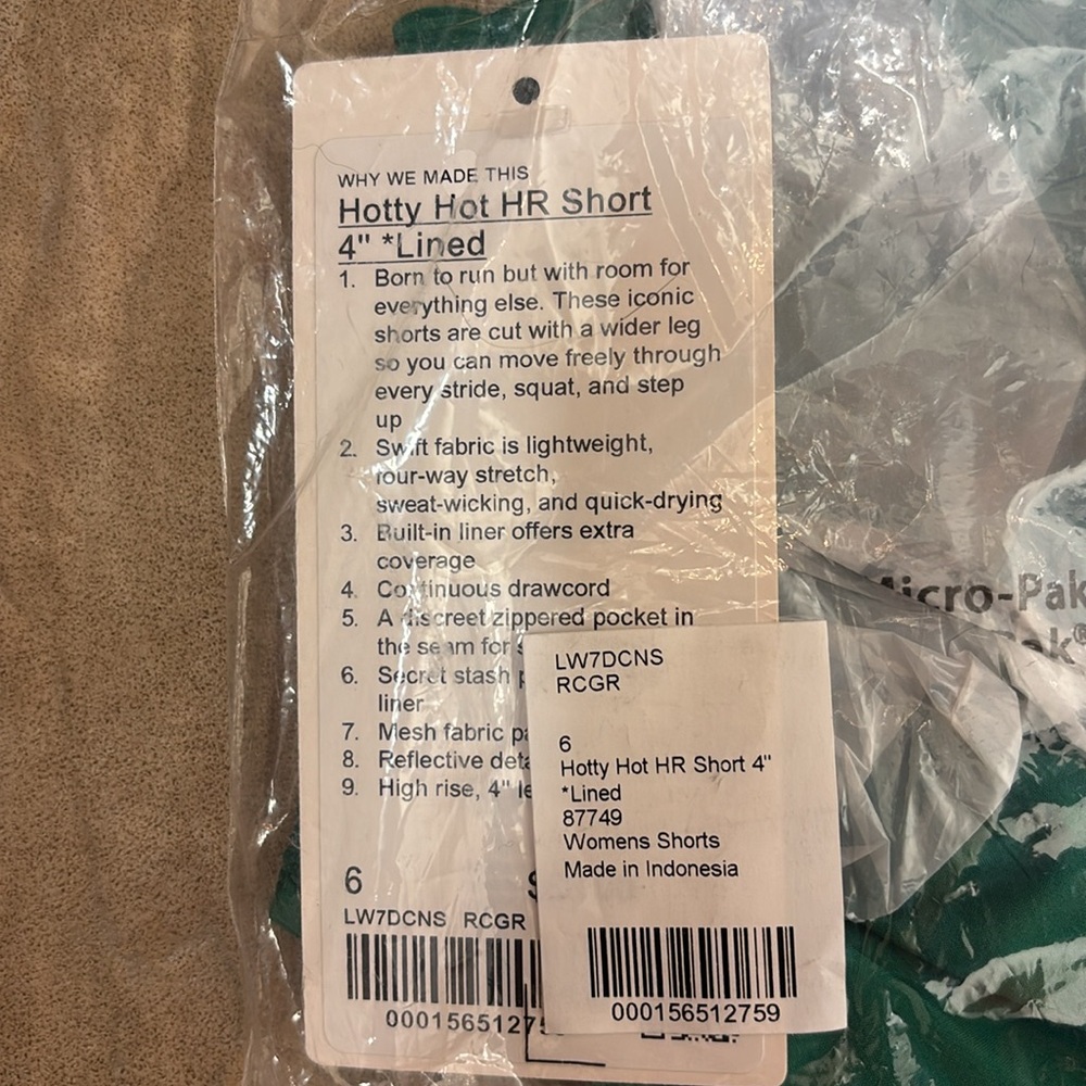 NWT Lululemon Hotty Hot W’s Sz 6 High-Rise Lined Short 4" in Raceway Green - Picture 4 of 7
